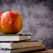 apple-256261_1280