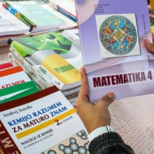 vracanje ucbenikov