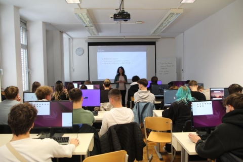 matematični dan 25–26
