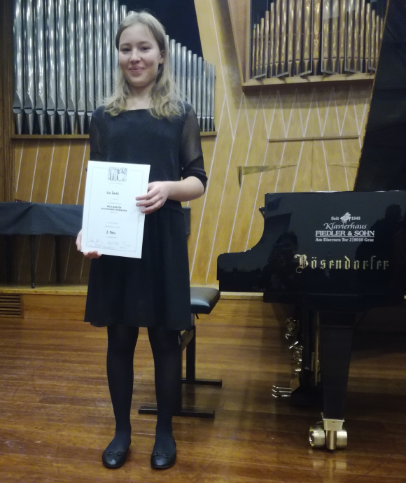 EVA ZAGAR BARTOK TEKMOVANJE (1)