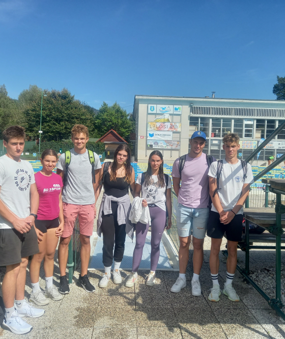ekipa gimnazije_plavanje 22-23