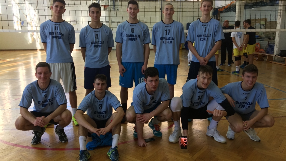 CETRTFINALE ODBOJKA FANTJE 17-18