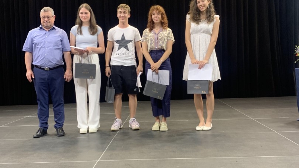 Razdelitev maturitetnih spričeval 2024