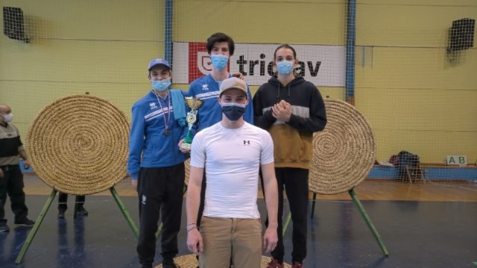 LOKOSTRELSTVO 21-22